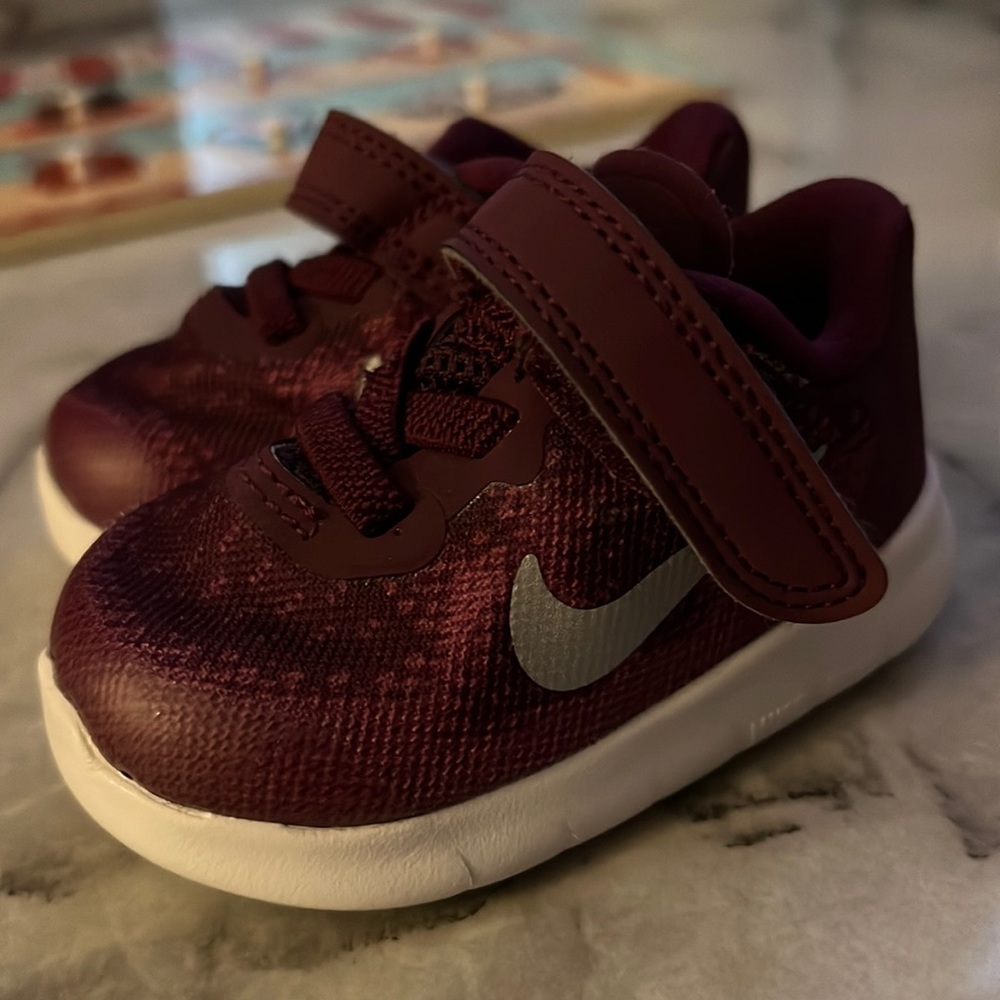 Size 2c Nike shoes